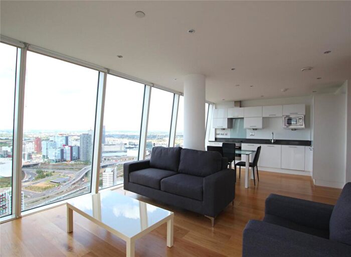 2 Bedroom Apartment To Rent In High Street, London, E15