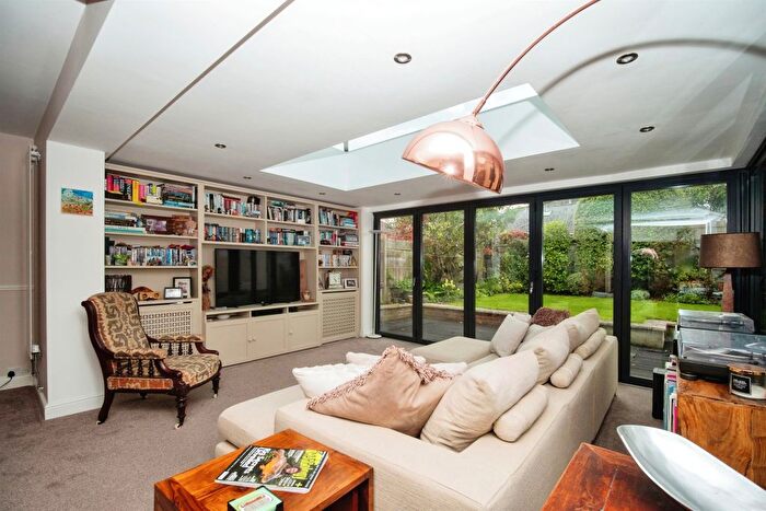 4 Bedroom Detached House For Sale In Louise Road, Dorchester, DT1