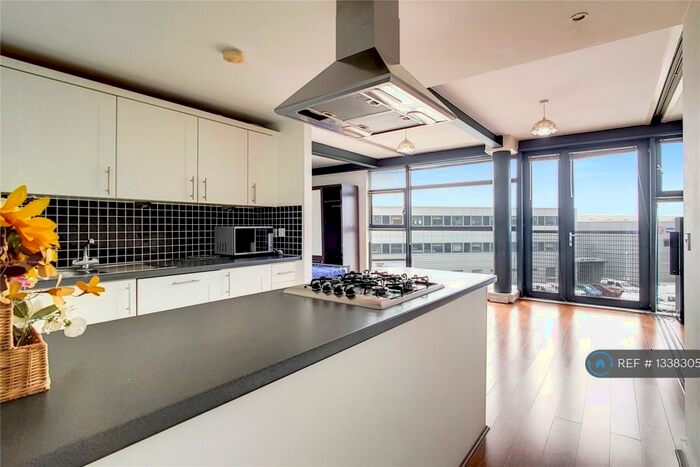 3 Bedroom Flat To Rent In Hallings Wharf Studios, London, E15
