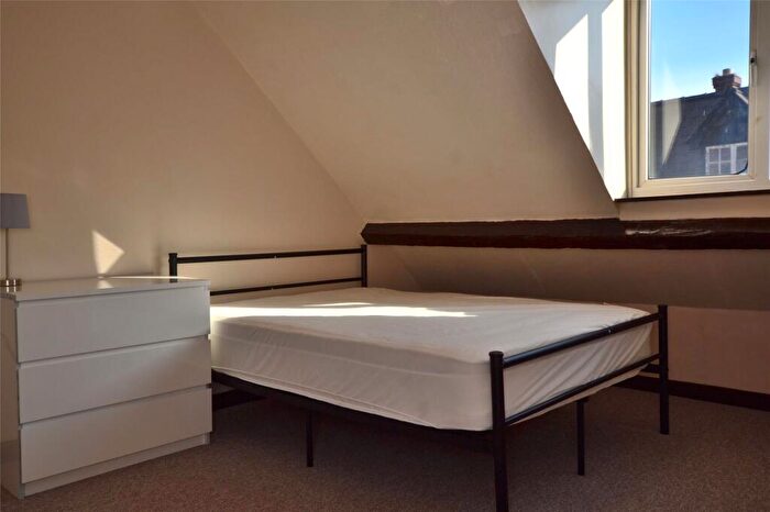 5 Bedroom Terraced House To Rent In St. Catherine Street, Gloucester, GL1