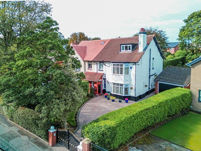 4 Bedroom Semi-Detached House For Sale In Swanpool Lane, Aughton, L39