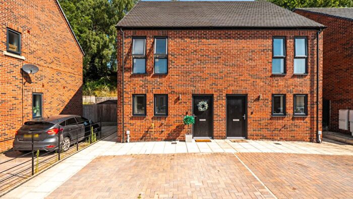 2 Bedroom Semi-Detached House For Sale In Mara Drive, Oakmere, Northwich, CW8
