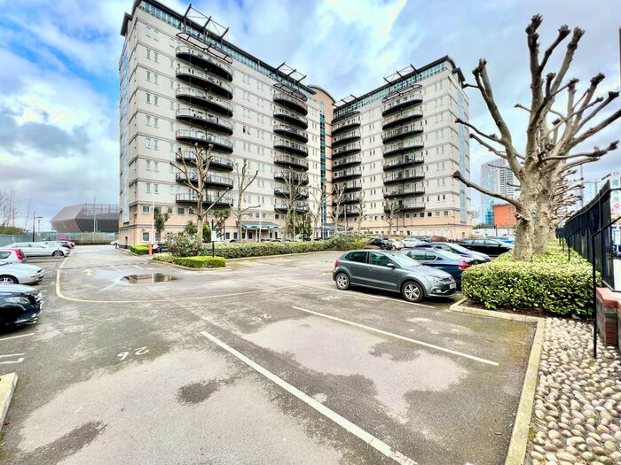 2 Bedroom Flat To Rent In Central House, High Street, Stratford, E15