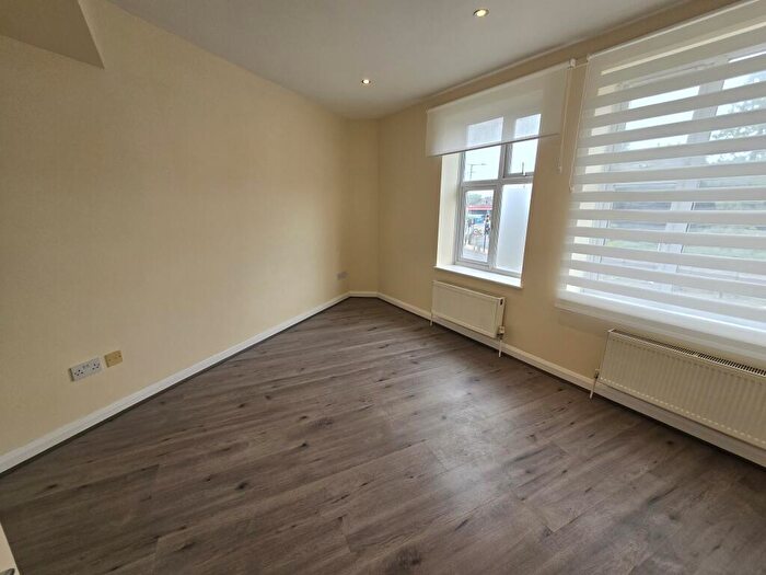 1 Bedroom Flat To Rent In Aylmer Parade, Road, Highate, London, N2