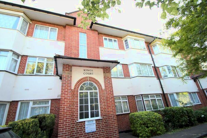2 Bedroom Flat To Rent In Alexandra Avenue, Rayners Lane, HA2