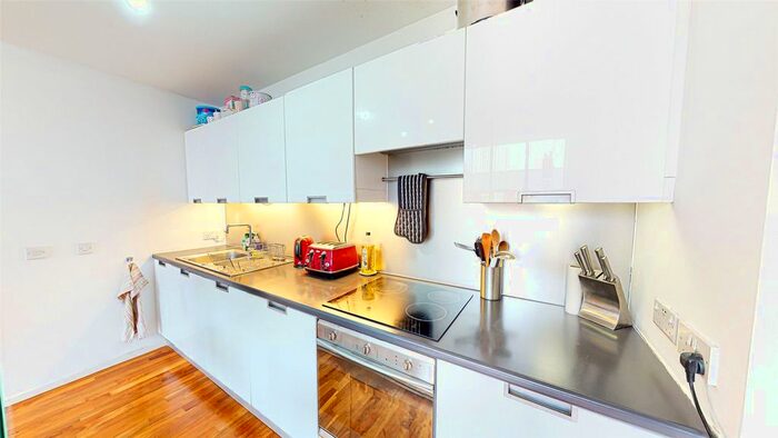 1 Bedroom Flat To Rent In Woodfield Road, Altrincham, WA14
