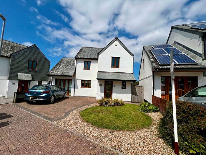 3 Bedroom Detached House For Sale In Browning Close, St. Columb, TR9