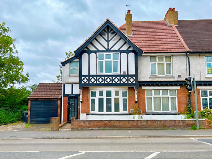 4 Bedroom Terraced House For Sale In London Road Northfleet Kent, DA11