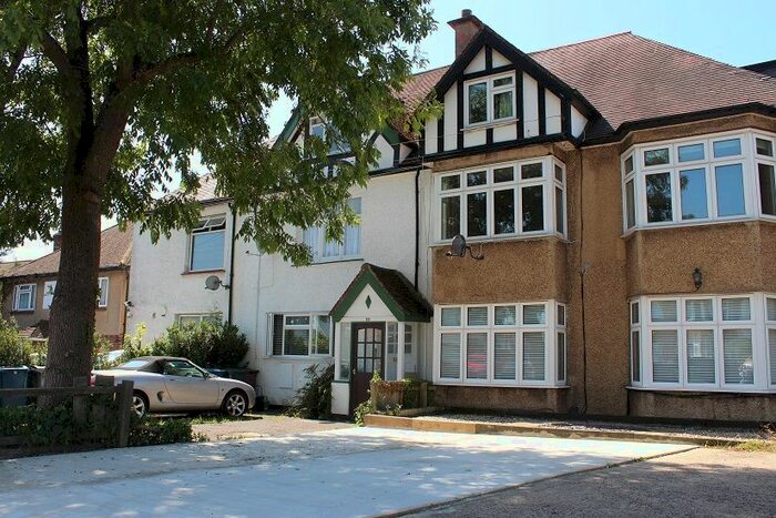 1 Bedroom Flat To Rent In College Hill Road, Harrow Weald, Harrow HA3