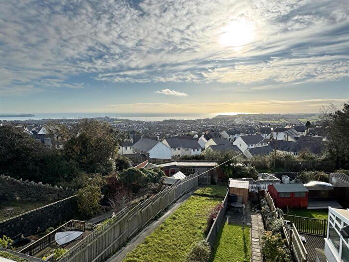 3 Bedroom End Of Terrace House For Sale In Treverbyn Road, St. Austell, PL25