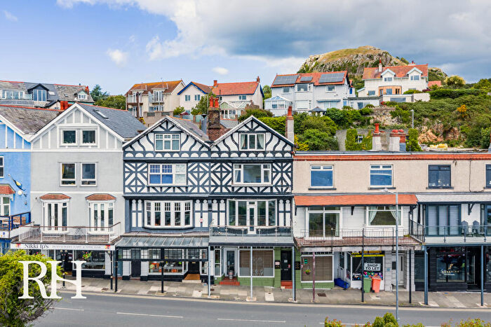 2 Bedroom Maisonette To Rent In Station Road, Conwy (town), LL31