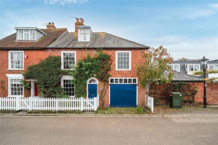 4 Bedroom Semi-Detached House For Sale In Quay Road, Lymington, Hampshire, SO41