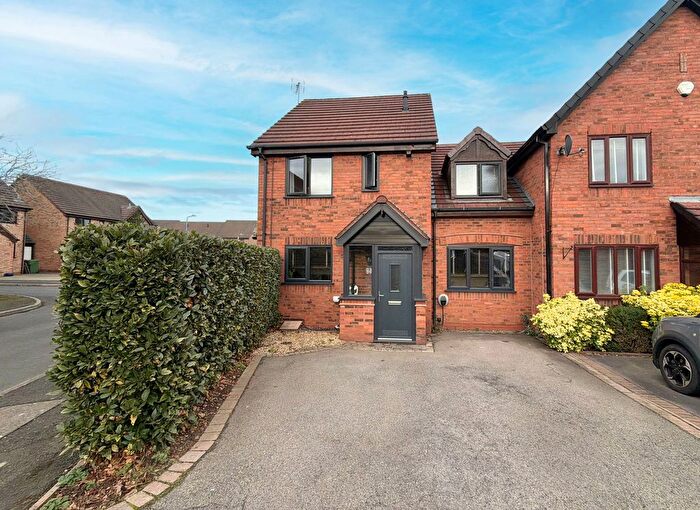 3 Bedroom Semi Detached House For Sale In Cherry Walk, Hollywood, B47