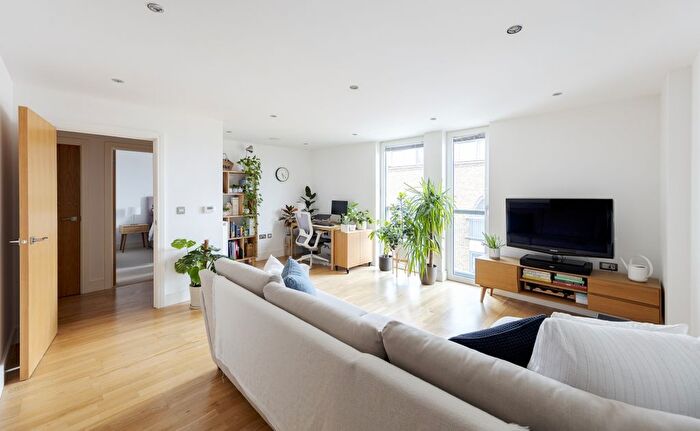 1 Bedroom Flat For Sale In Jubilee Court, Greenwich, SE10