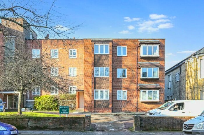 2 Bedroom Apartment To Rent In Two Bedroom Flat For Rent On Anerley Park, SE20