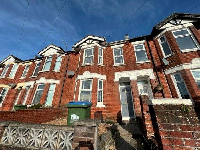 3 Bedroom Terraced House To Rent In Oakley Road, Southampton, Hampshire SO16