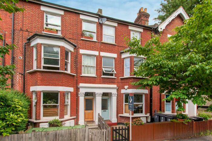 1 Bedroom Flat To Rent In St. Johns Road, Penge, SE20