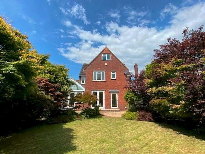 6 Bedroom Detached House To Rent In Penleonard Close, Exeter, EX2