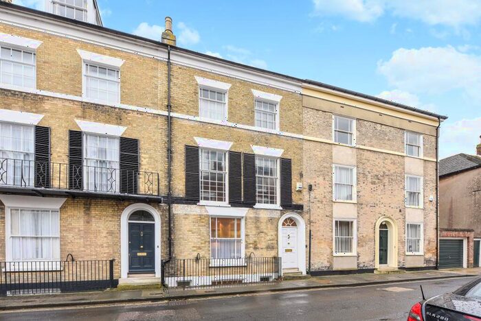 4 Bedroom Terraced House To Rent In St. Johns Street, Chichester, West Sussex, PO19