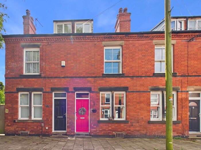 3 Bedroom Terraced House For Sale In Lord Street, Sneinton, Nottingham, NG2