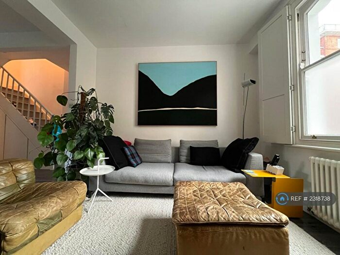 2 Bedroom Terraced House To Rent In Wellington Row, London, E2