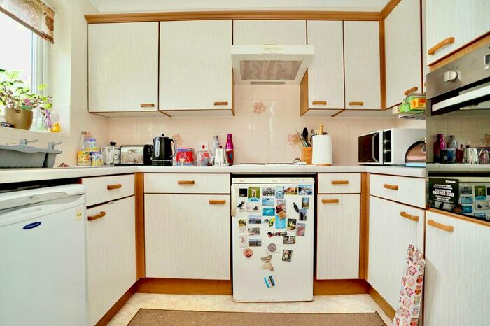 1 Bedroom Apartment For Sale In George Street, Huntingdon, PE29