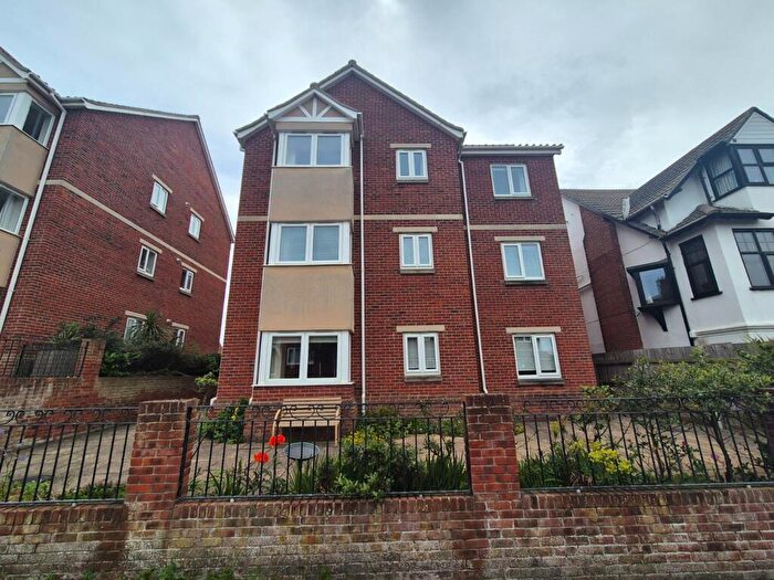 2 Bedroom Flat For Sale In Flat Kings Court, Cliff Road, Sheringham, Norfolk, NR26