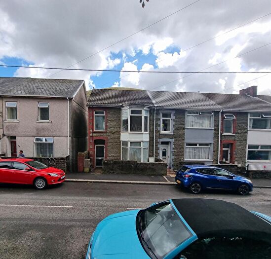 3 Bedroom End Of Terrace House For Sale In Dunraven Place, Ogmore Vale, CF32