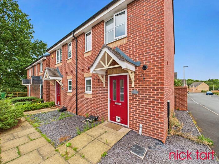2 Bedroom End Of Terrace House To Rent In Hitchens Way, Bridgnorth, WV16