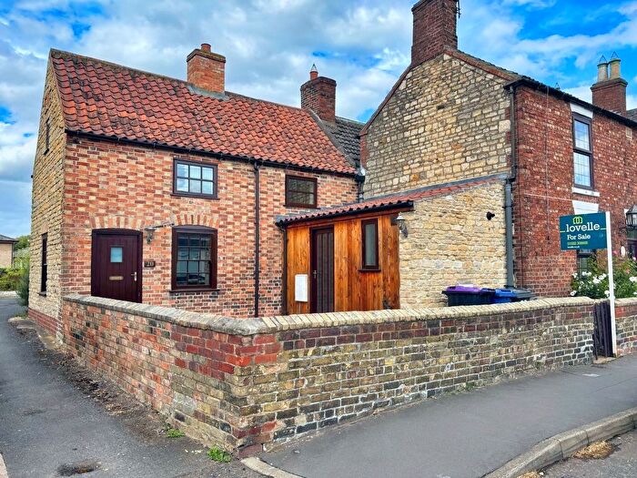 2 Bedroom Semi-Detached House For Sale In High Street, Reepham, LN3