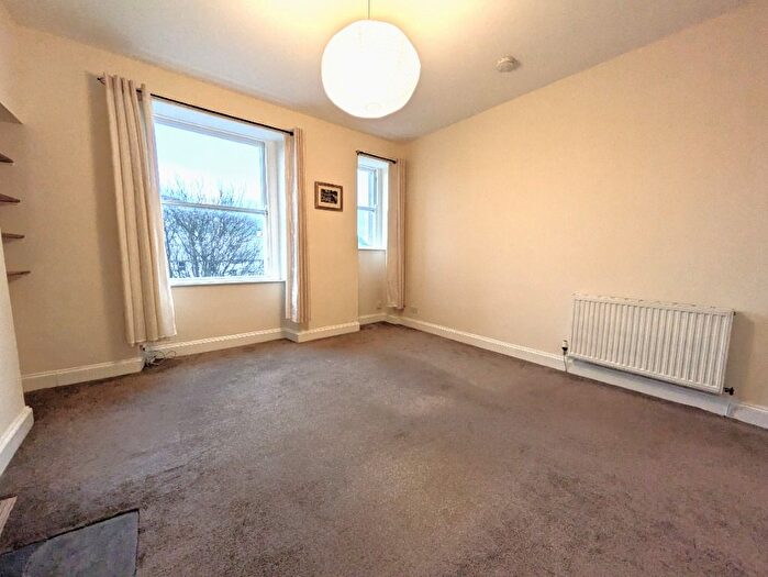 1 Bedroom Flat To Rent In Howden Street, Edinburgh, EH8