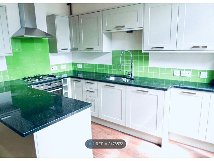 2 Bedroom Flat To Rent In Filton Road, Horfield, Bristol, BS7