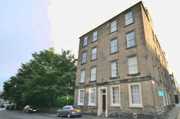 2 Bedroom Flat To Rent In Sciennes, Newington, Edinburgh, EH9