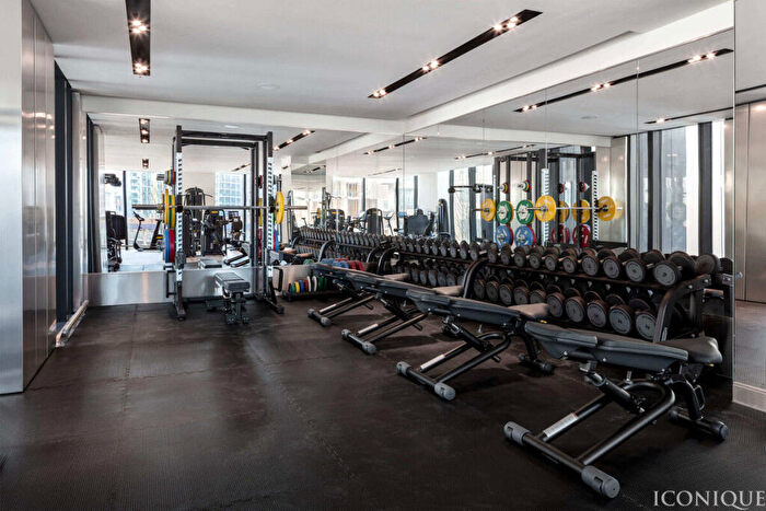 3 Bedroom Apartment For Sale In Marsh Wall, London, E14