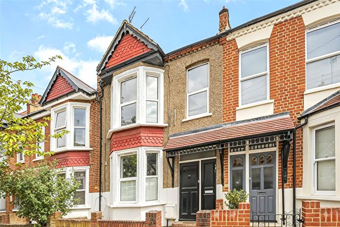 2 Bedroom Flat For Sale In Jewel Road, Walthamstow, London, E17