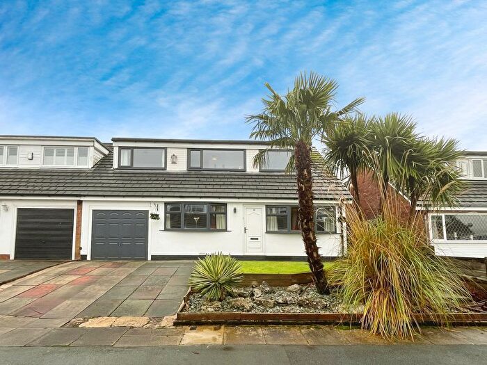 4 Bedroom Semi Detached House For Sale In Fellside, Harwood, BL2