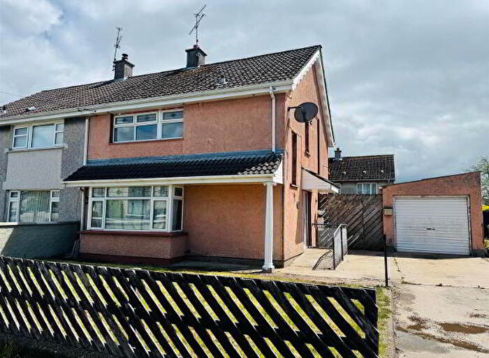 4 Bedroom Semi-Detached House For Sale In Garrymore Place, Derry, BT47