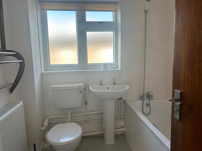 1 Bedroom Property To Rent In Holsworth Close, North Harrow, Harrow, HA2