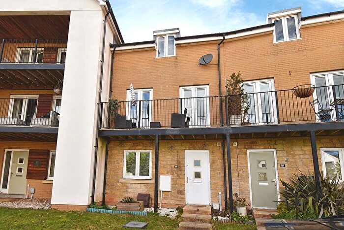 4 Bedroom Town House For Sale In Admiral Way, Exeter, EX2