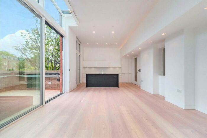 3 Bedroom Flat To Rent In Corsica Street, London, N5