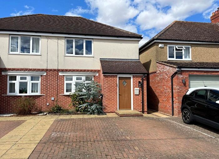 3 Bedroom Semi-Detached House For Sale In Olney Road, Lavendon, MK46