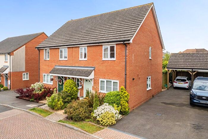 3 Bedroom Semi-Detached House For Sale In Arable Drive, Whitfield, Dover, CT16