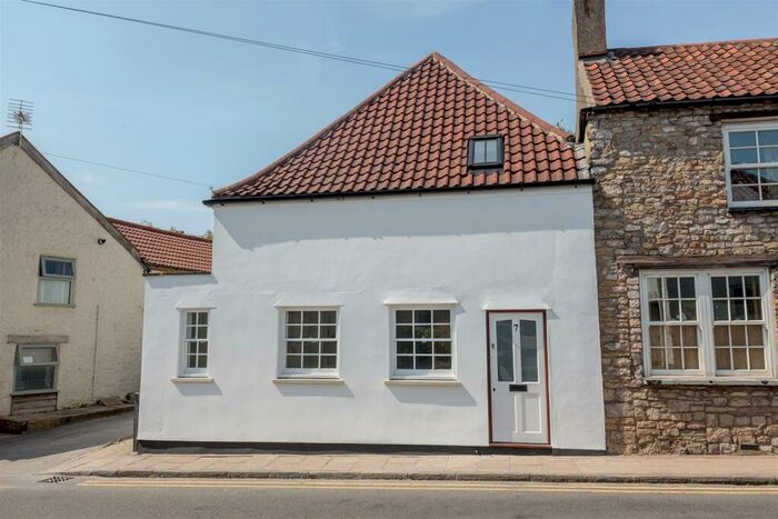 2 Bedroom Cottage To Rent In Passage Road, Westbury-On-Trym, Bristol, BS9