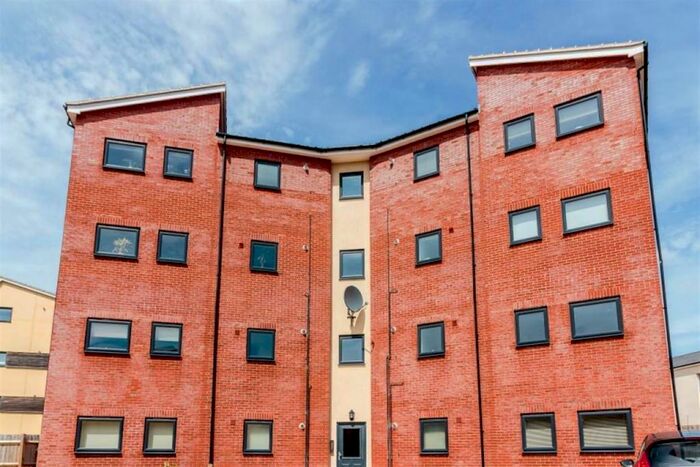 1 Bedroom Flat To Rent In Blake Street, Aylesbury HP19