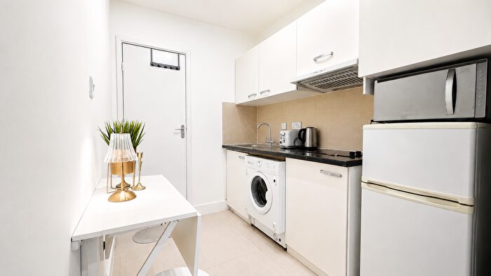 Studio To Rent In Sudbury Heights Avenue, UB6