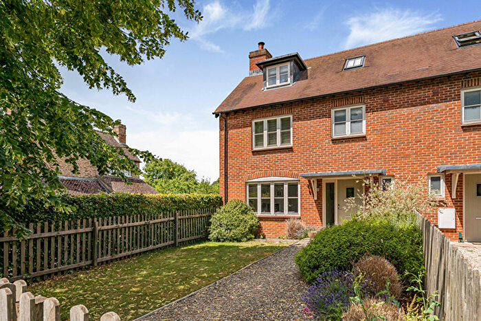 3 Bedroom Semi-Detached House For Sale In Netherton Road, Appleton, OX13