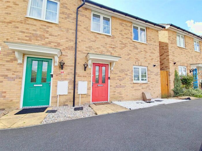 3 Bedroom Terraced House To Rent In Collerne Street, Romford, Essex, RM3