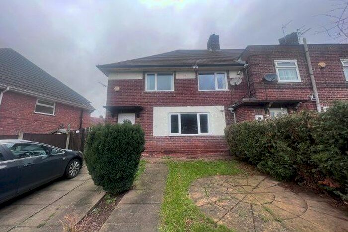 4 Bedroom Property To Rent In Laughton Crescent, Nottingham, NG15