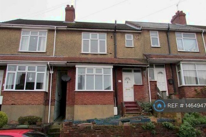 4 Bedroom Terraced House To Rent In Kingston Road, Luton, LU2