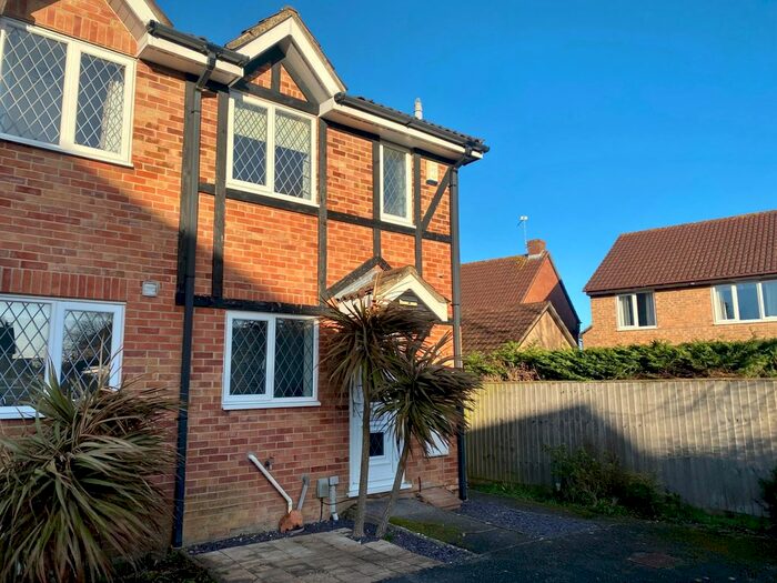2 Bedroom Semi-Detached House To Rent In Foster Road, Abingdon, OX14